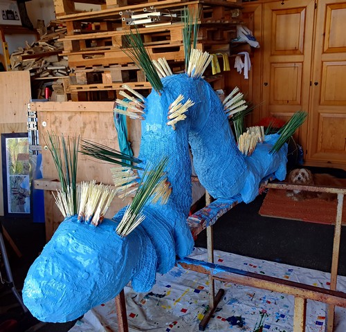 Raupe blau500
